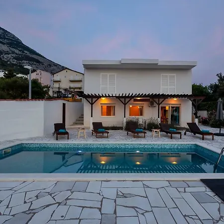 Mediterranean Oasis Villa Makarska