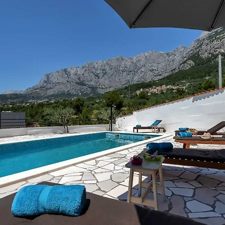 Mediterranean Oasis *