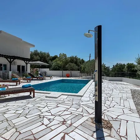 Villa Mediterranean Oasis